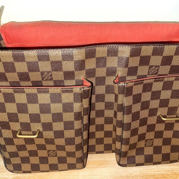 Louis Vuitton Broadway Bag - Picture 15 of 15